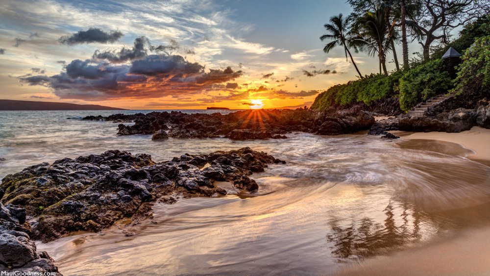 peaceful Maui sunset