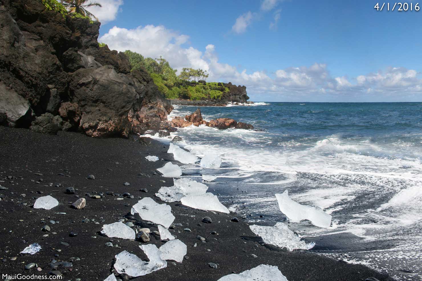 snowing Waianapanapa